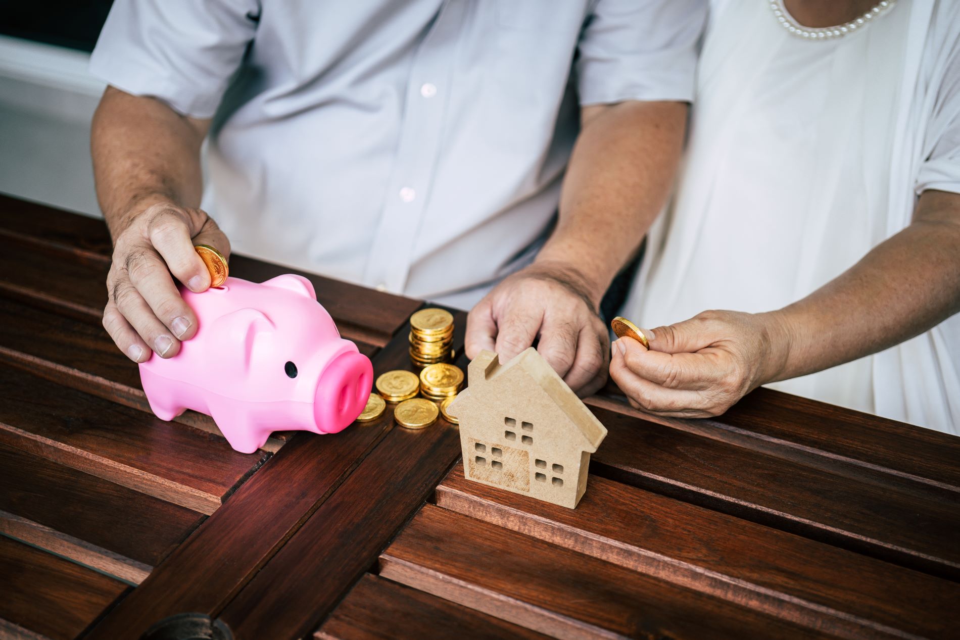 Superannuation and insurance services by Aussie Wealth Advisory